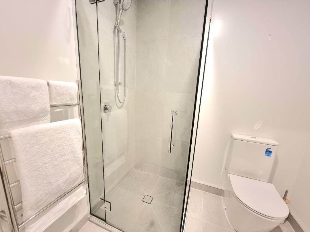 Addington Townhouse With Carpark 8Mins Walk To Hagley Park South Villa Christchurch Dış mekan fotoğraf